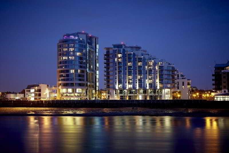 Crowne Plaza Battersea 4* Londra