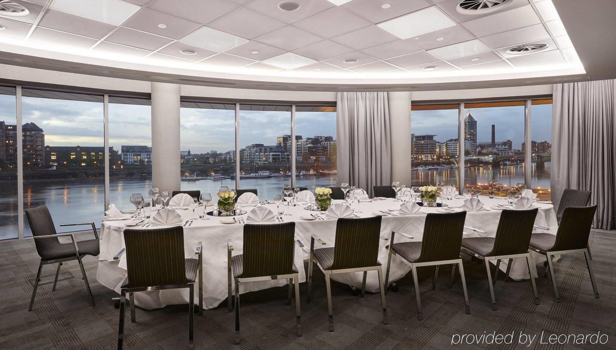 Crowne Plaza Battersea 4* Londra